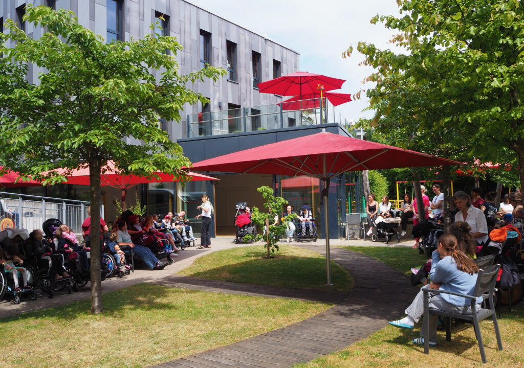 Beauty und Haareschneide-Aktion im Korczak-Haus