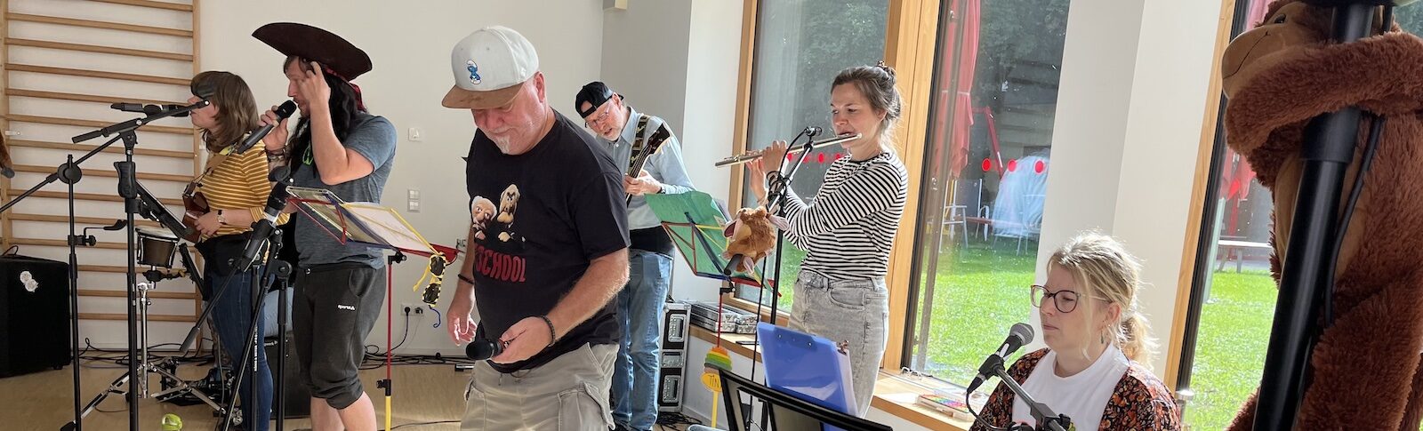 Musikalischer Besuch – Die Tour des Lächelns an unserer Schule